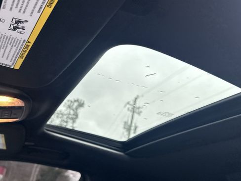 Used 2022 Dodge Durango GT image 11