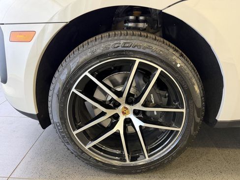 New 2026 Porsche Macan Turbo image 10