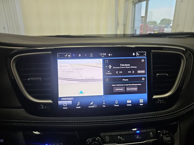 New 2027 Chrysler Pacifica Limited AWD/4WD image 18
