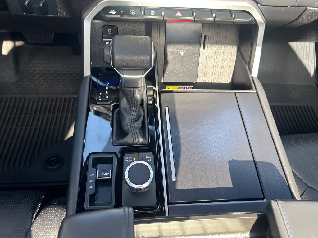 Certified 2025 Toyota Sequoia Platinum AWD/4WD image 28
