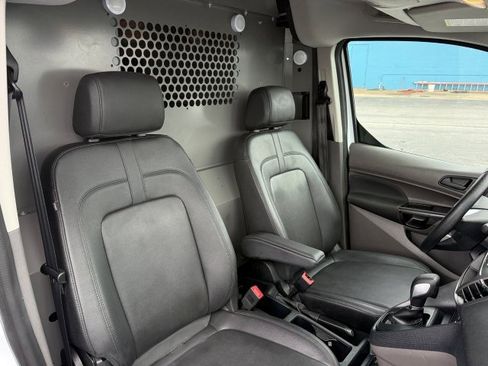 Used 2020 Ford Transit Connect XL image 23