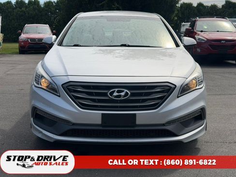 Used 2016 Hyundai Sonata Sport FWD image 2