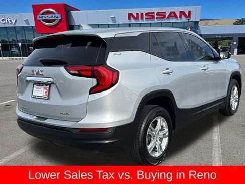 Used 2018 GMC Terrain SLE image 3
