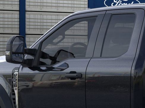 New 2026 Ford F550 4x4 Supercab Super Duty w/ XLT Value Package image 45