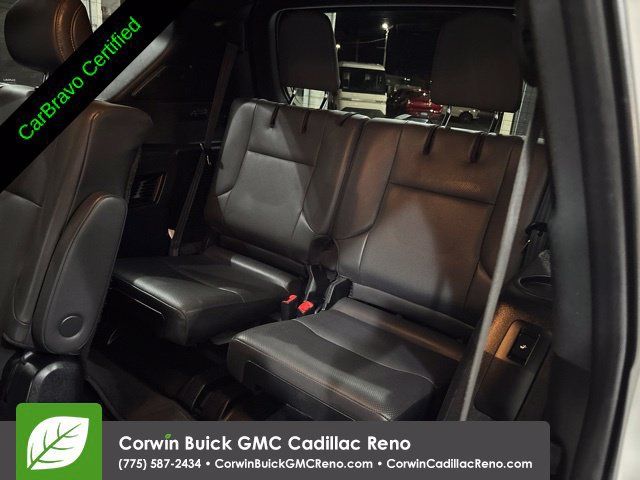 Used 2021 Lexus GX 460 Premium w/ Accessory Package AWD/4WD image 15
