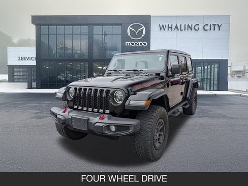 Used 2021 Jeep Wrangler Unlimited Rubicon w/ Xtreme Recon 35" Tire Package AWD/4WD image 3