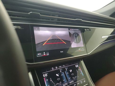 Used 2023 Audi Q8 Premium Plus image 28