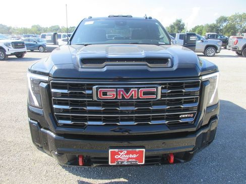 New 2026 GMC Sierra 2500 AT4 AWD/4WD image 11