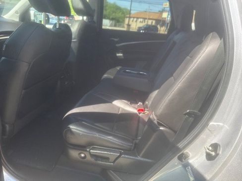 Used 2015 Acura MDX SH-AWD image 12