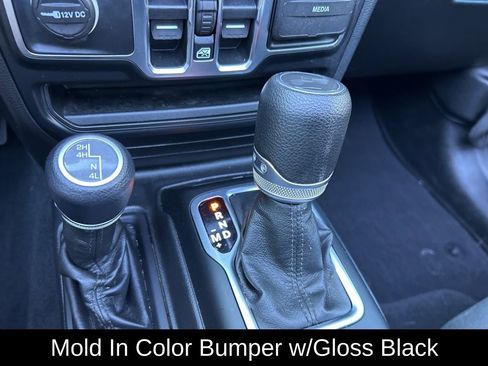 Used 2022 Jeep Wrangler Unlimited Sport image 28