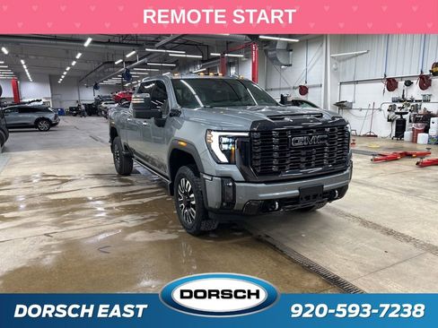 Used 2024 GMC Sierra 2500 Denali Ultimate w/ Max Trailering Package image 3