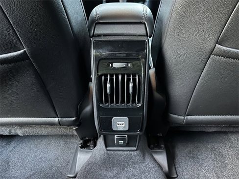 Used 2024 Jeep Compass Limited image 13