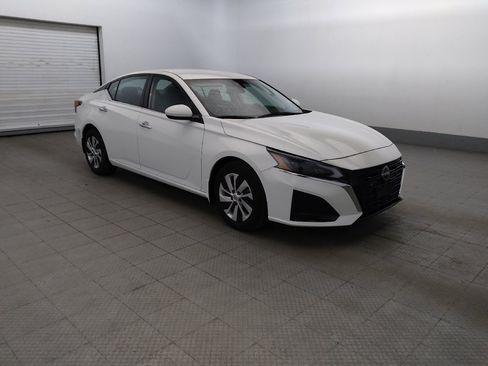 Used 2023 Nissan Altima 2.5 S FWD image 11