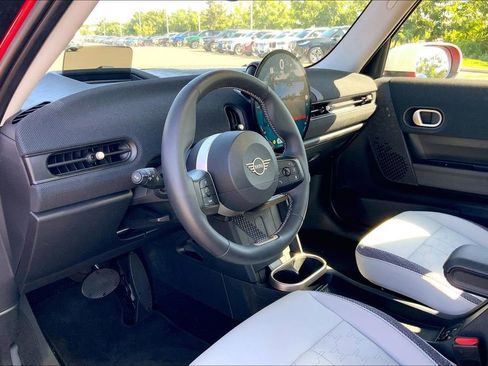 Certified 2025 MINI Cooper S image 16