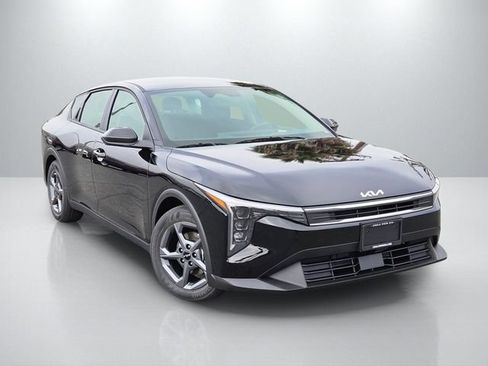New 2026 Kia K4 FWD image 1