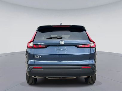 Used 2025 Honda CR-V LX
