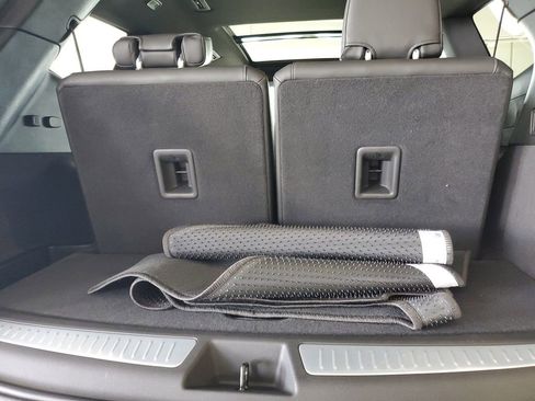 New 2025 Cadillac XT6 Premium Luxury image 7