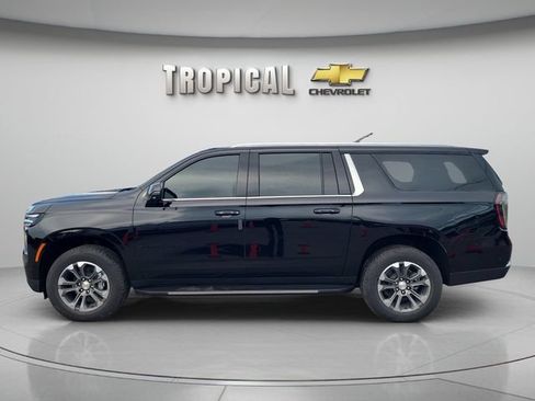 New 2026 Chevrolet Suburban LT w/ Comfort Package RWD image 2
