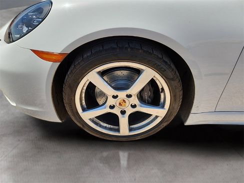 Used 2021 Porsche 718 Cayman Base image 7