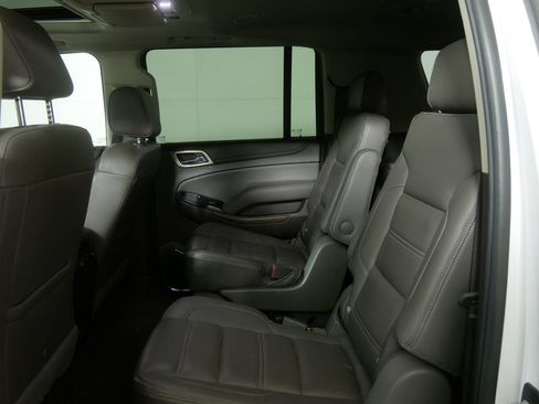 Used 2018 GMC Yukon XL Denali w/ Open Road Package AWD/4WD image 20