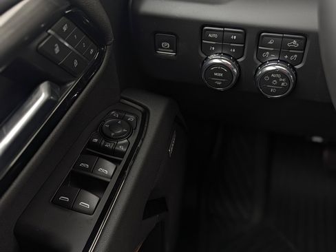 New 2026 GMC Sierra 2500 AT4 w/ AT4 Premium Plus Package image 23