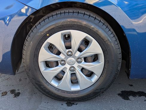 Used 2017 Hyundai Accent SE FWD image 13