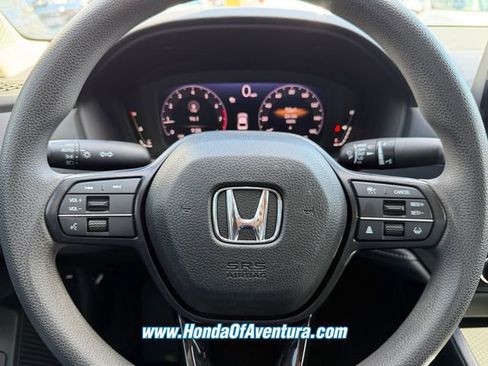 Certified 2025 Honda Accord SE image 19