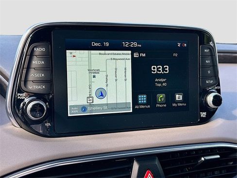 Used 2020 Hyundai Santa Fe Limited image 14