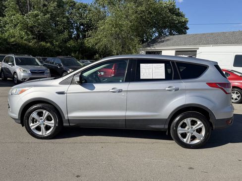 Used 2013 Ford Escape SE FWD image 9