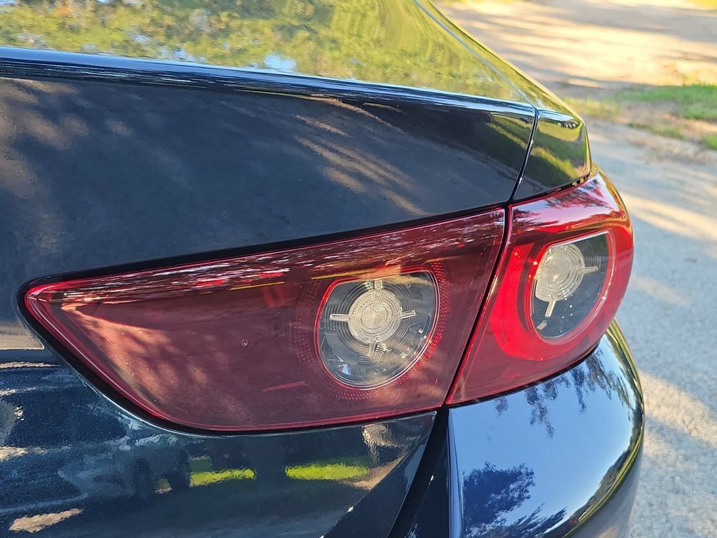 New 2026 MAZDA MAZDA3 s Sport FWD image 8