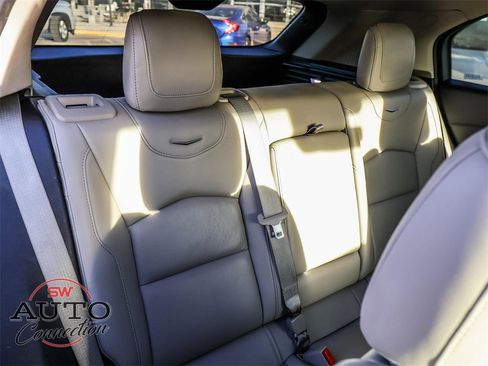Used 2023 Cadillac XT4 Premium Luxury image 21