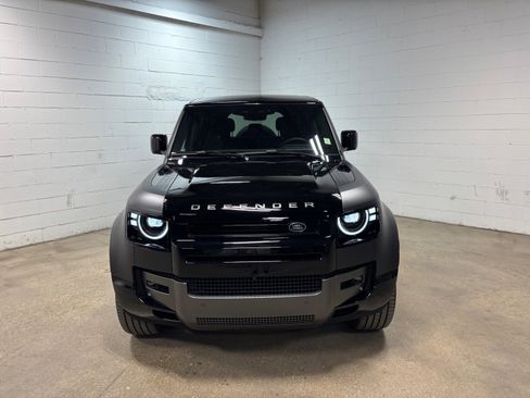 New 2026 Land Rover Defender 110 V8 AWD/4WD image 3