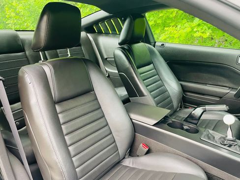 Used 2007 Ford Mustang GT Premium RWD image 40