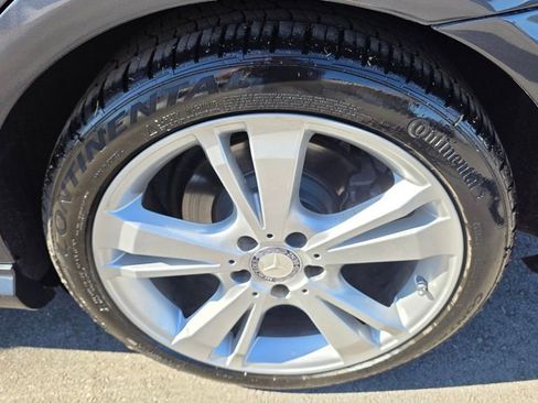 Used 2012 Mercedes-Benz E 350 4MATIC Sedan image 8