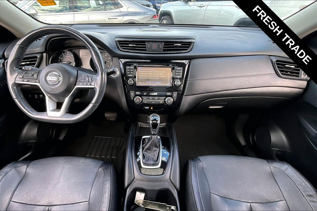 Used 2017 Nissan Rogue SL w/ SL Premium Package FWD image 5