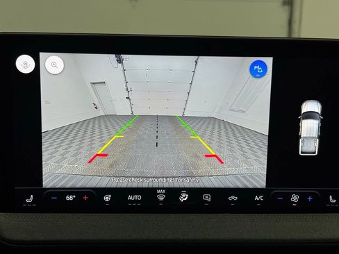 Used 2025 Ford Maverick XLT w/ XLT Luxury Package image 4