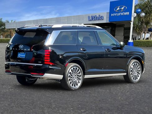 New 2026 Hyundai Palisade Calligraphy AWD/4WD image 2