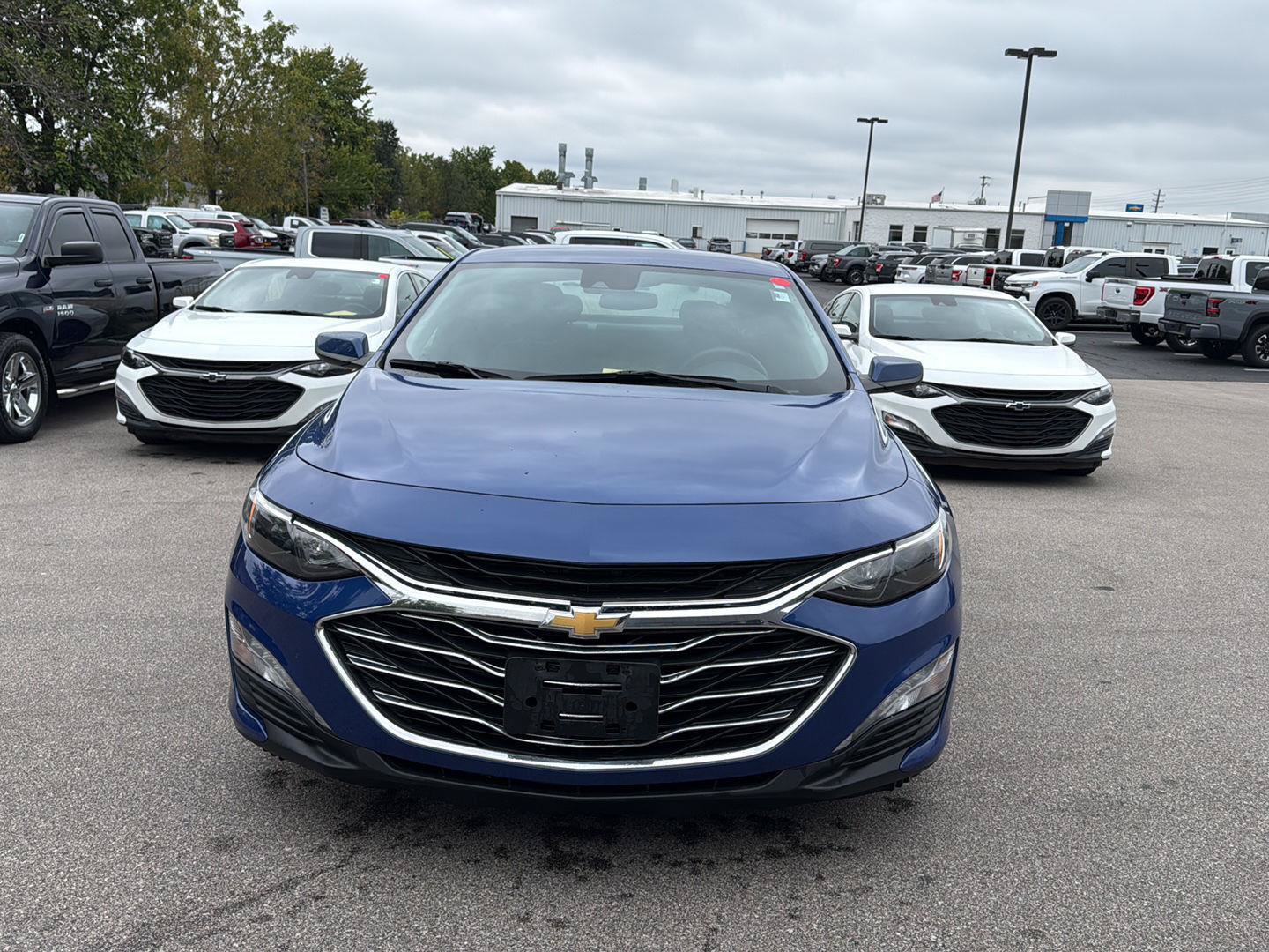 Used 2023 Chevrolet Malibu LT FWD image 8