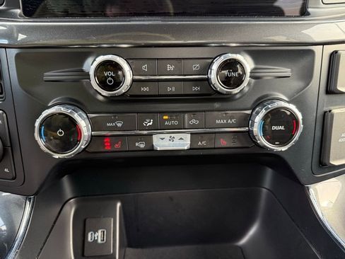 Used 2022 Ford F150 XLT w/ Equipment Group 302A High image 25