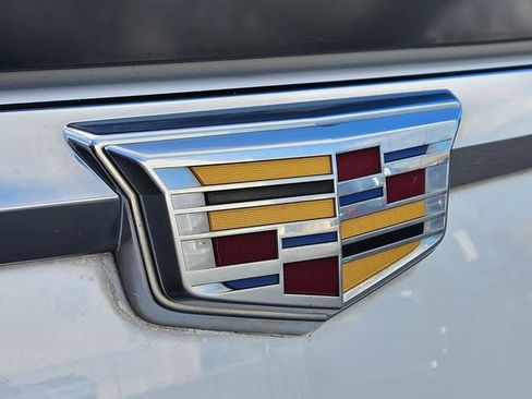 Used 2018 Cadillac Escalade Platinum image 15