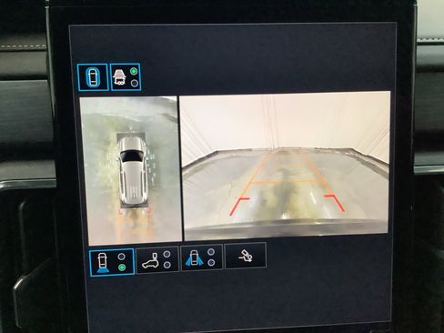 Used 2025 GMC Acadia Elevation image 21