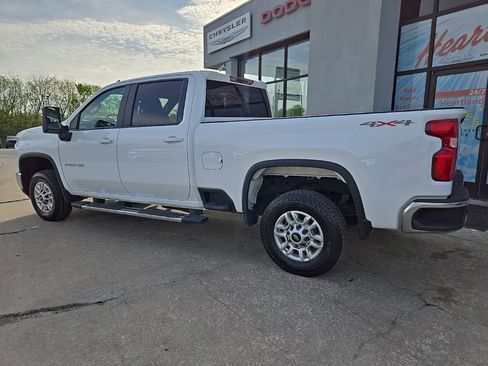 Used 2025 Chevrolet Silverado 2500 LT w/ Convenience Package AWD/4WD image 6
