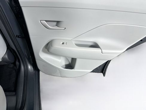 Used 2024 Hyundai Kona SEL image 28