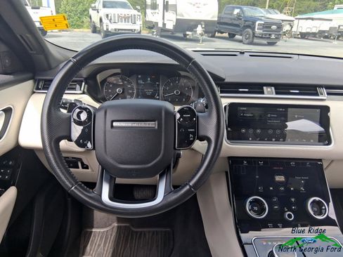 Used 2020 Land Rover Range Rover Velar S image 15