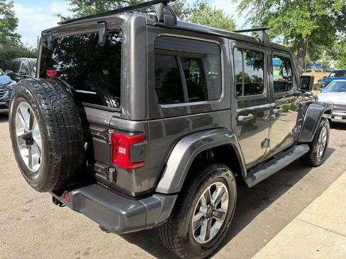 Used 2019 Jeep Wrangler Unlimited Sahara w/ LED Lighting Group AWD/4WD image 5