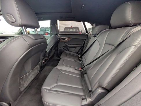 Used 2023 Audi Q8 Premium Plus w/ Premium Plus Package AWD/4WD image 12