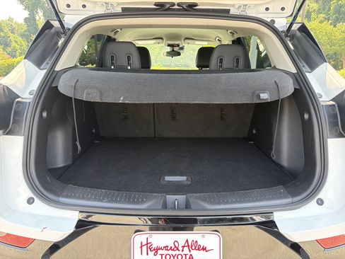 Used 2024 Buick Encore GX Sport Touring FWD image 29