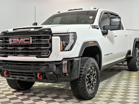 Used 2024 GMC Sierra 2500 AT4X w/ Snow Plow Prep/Camper Package AWD/4WD image 5