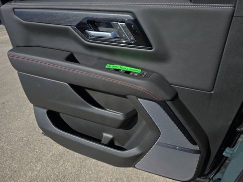 New 2026 GMC Yukon XL AT4 Ultimate w/ LPO, Floor Liner Package AWD/4WD image 28