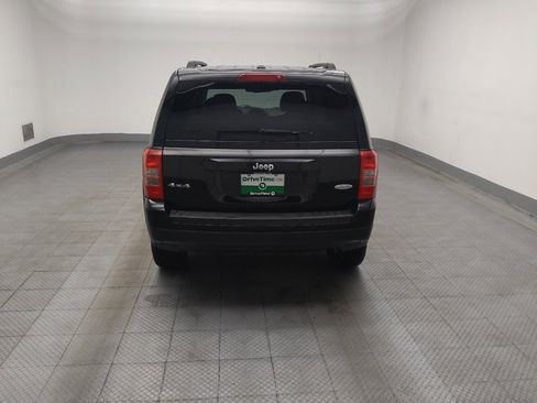 Used 2015 Jeep Patriot Latitude AWD/4WD image 6